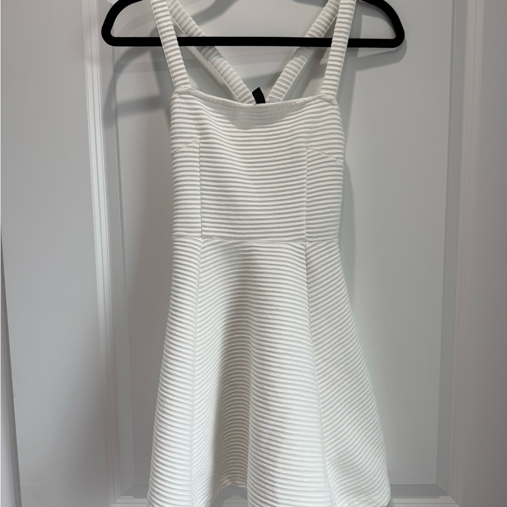 H&M White Sleeveless Fit and Flare Mini Dress